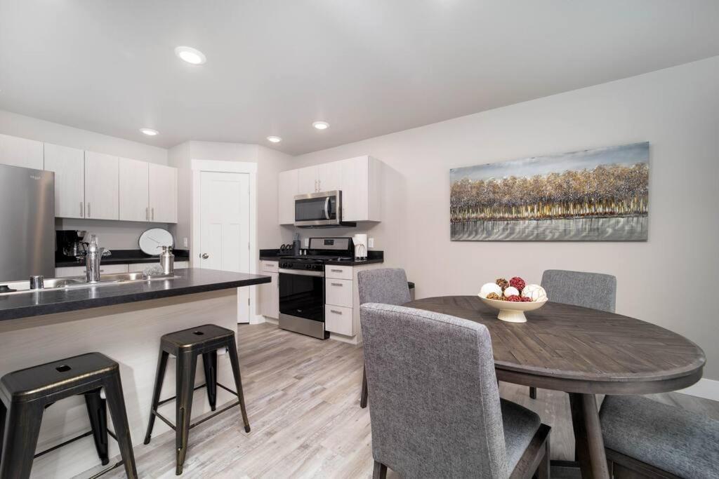 Delightful, New Townhome Downtown Billings Exterior photo